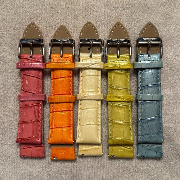 Invicta Corduba Lady Model 12409 Quartz Watch (Multiple Band Colors) - Picture 4 of 8